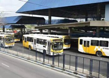Justiça condena prefeitura e concessionárias por falhas no transporte público de Manaus