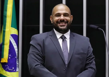Deputado Sargento Portugal denuncia que foi alvo de tiros no Rio