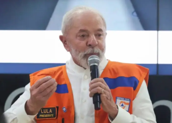 Lula lamenta morte de oito pessoas em queda de balão em Santa Catarina