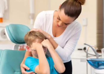 Como fazer com que as crianças percam o medo de ir ao dentista?