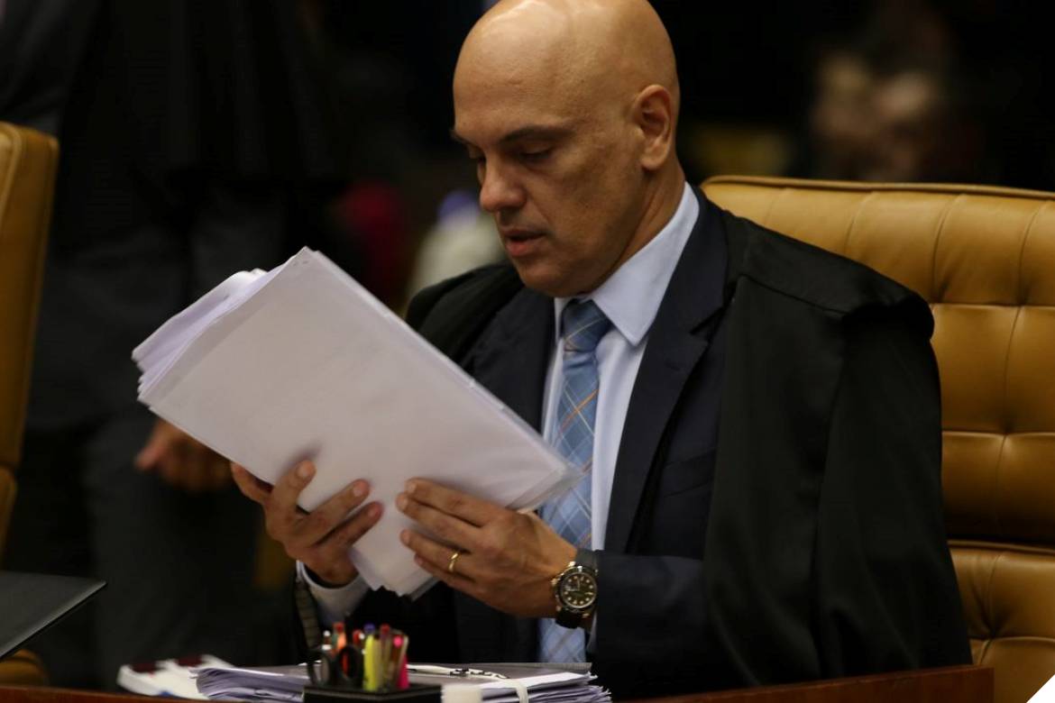 Alexandre de Moraes critica milícias digitais: ‘Judiciário não vai se acovardar’