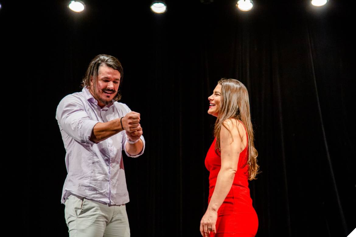 Priscila Fantin e Bruno Lopes apresentam peça no Teatro Manauara em junho