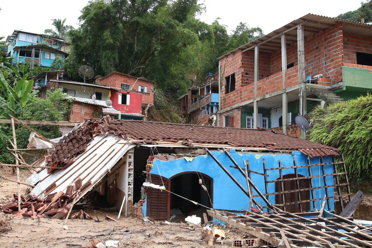 Clima já mudou, e adaptação é urgente, afirmam especialistas