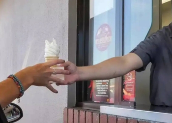 Com reforma tributária, casquinha do McDonald's volta a ser chamada de sorvete