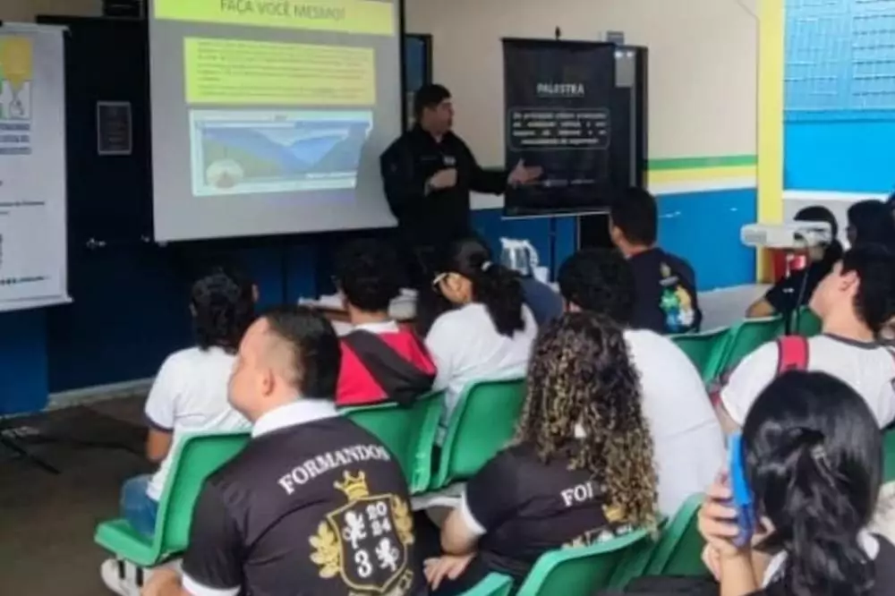 Polícia Civil do Amazonas promove ciclo de palestras sobre segurança digital para crianças e adolescentes