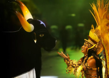 Boi Caprichoso vence por um décimo o 57° Festival de Parintins