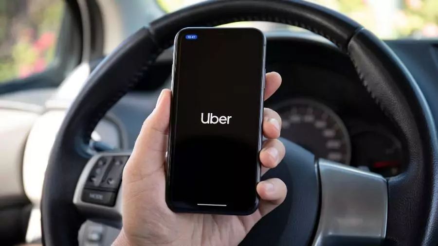 Uber foi condenado pela justiça a indenizar o motorista em R$ 15,9 mil (Foto: Divulgação/uber)