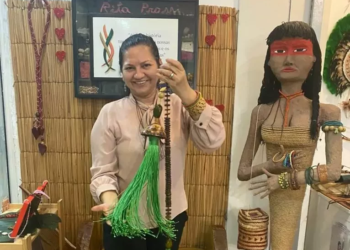 Rita Prossi leva biojoias da amazônia ao Amazon Day Festival em Nova Iorque