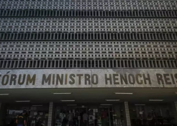 Taxista é condenado a mais de 13 anos por morte de lavador de carro em Manaus