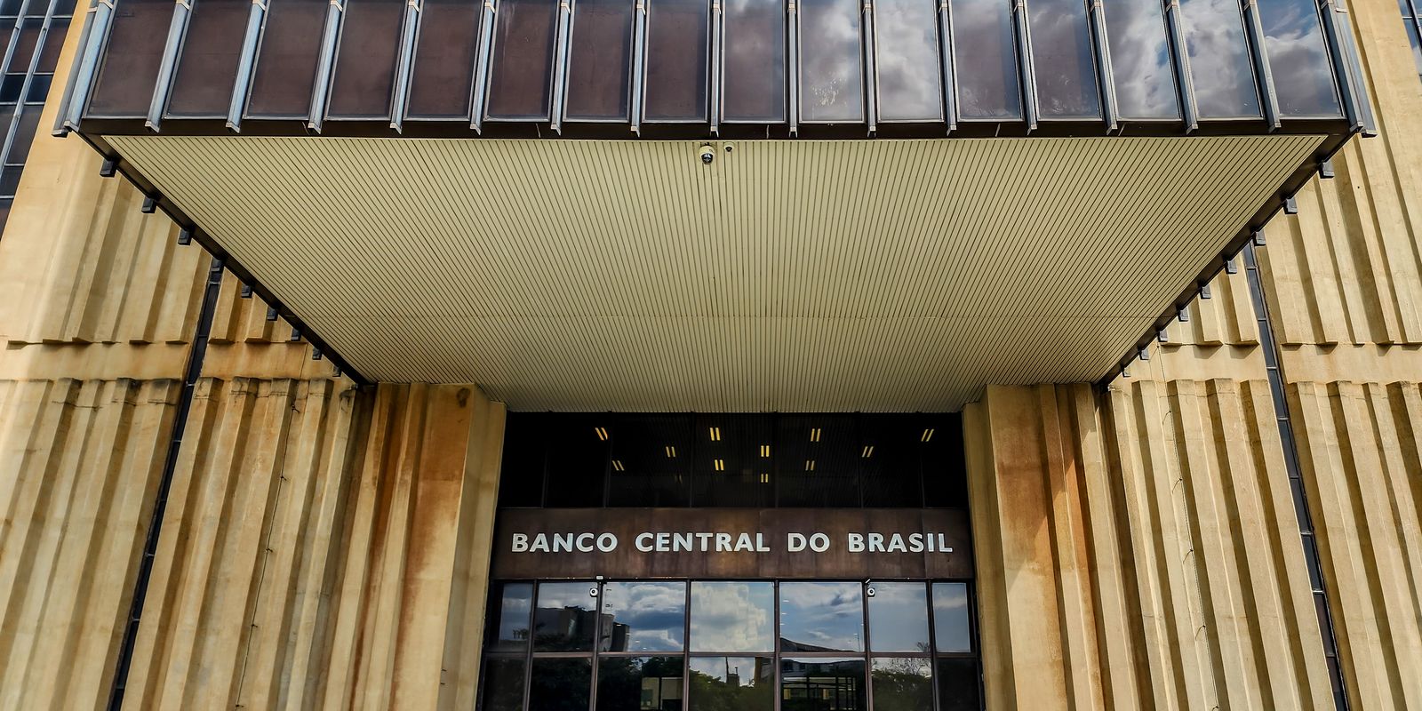 Copom eleva juros básicos da economia para 13,25% ao ano