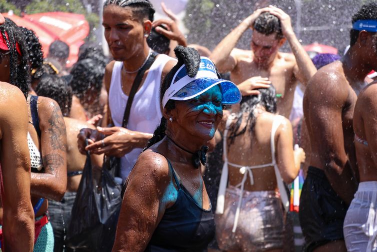 Rio de Janeiro (RJ), 22/02/2025 – Bloco da favorita anima o pré-carnaval no centro do Rio de Janeiro. Foto: Tomaz Silva/Agência Brasil