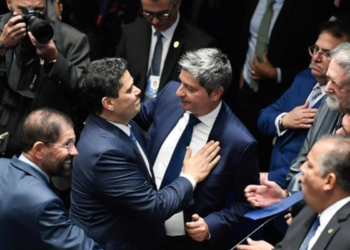 Davi Alcolumbre é eleito presidente do Senado com ampla maioria