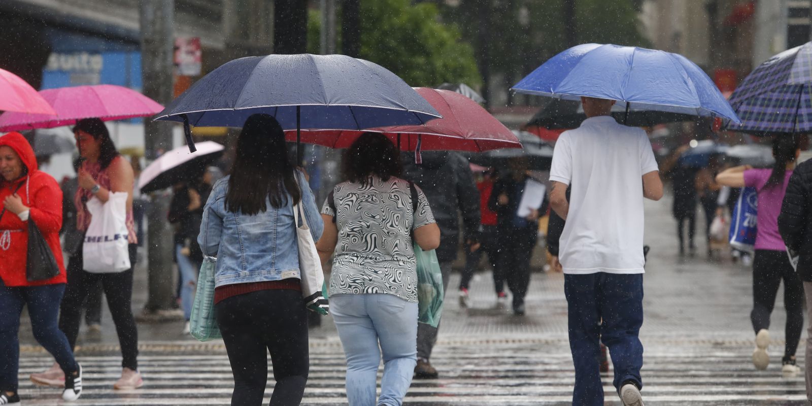 Inmet faz alerta de chuvas intensas para região Norte e Maranhão