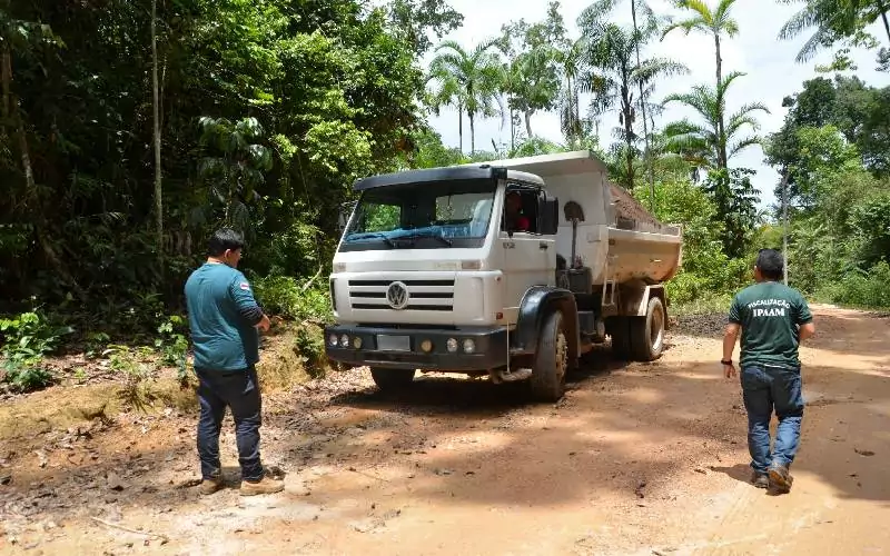 Desmatamento e mineração ilegal geram R$ 1,4 milhão em multas em Presidente Figueiredo