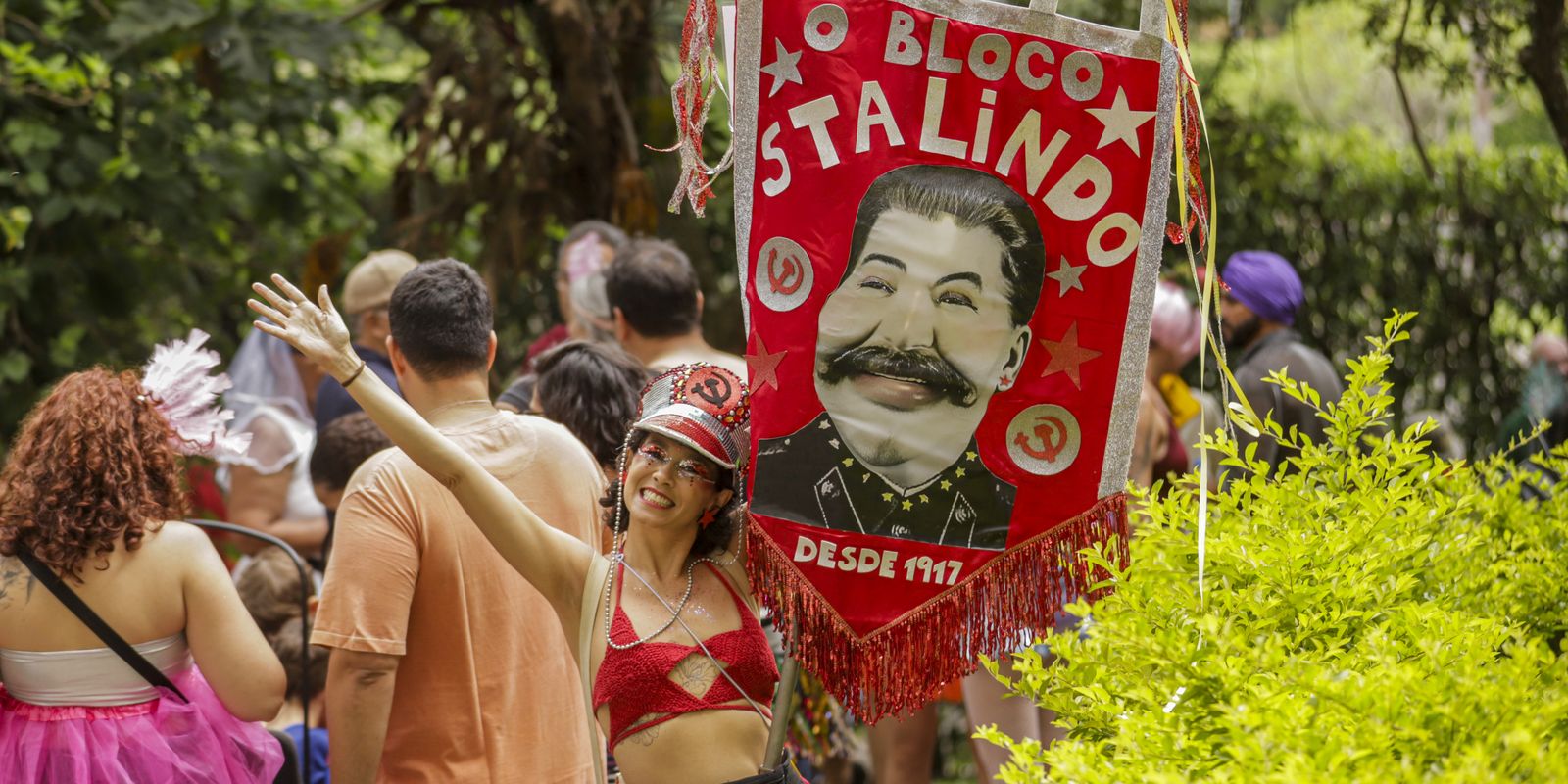 Bloco em Brasília divulga cortejo de carnaval em poema-charada