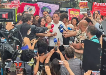 Glauber Braga encerra greve de fome após acordo com Hugo Motta