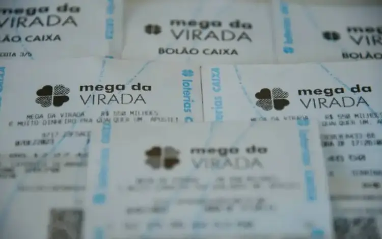 Prêmio da Mega da Virada chega a R$ 1 bilhão