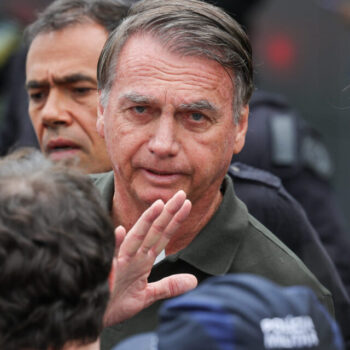 Bolsonaro é transferido para Papuda