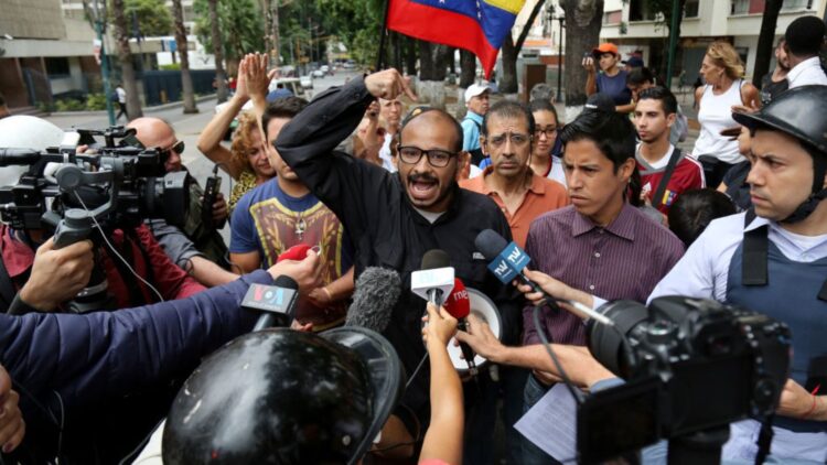 jornalistas que foram presos não podem falar