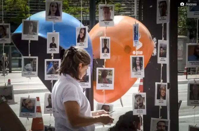 Ato pela Memória das vítimas do rompimento da barragem da mineradora Vale do ano passado