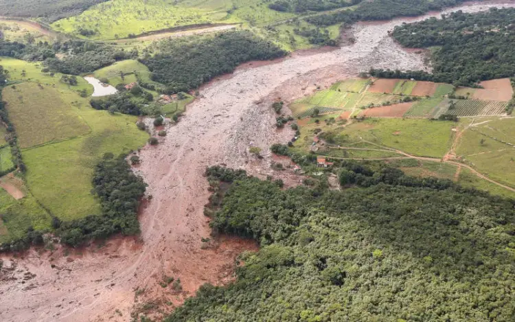 “Justiça não foi feita”, diz mãe que perdeu os filhos no desastre da Vale em Brumadinho