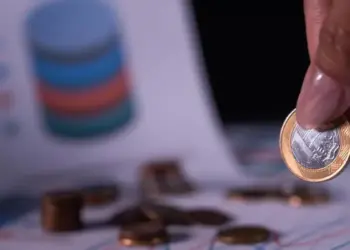 Projeto endurece punição para prefeitos e vereadores que não publicarem transparência das contas públicas