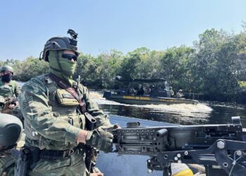 Venezuela grupos armados e pressão migratória são riscos a Brasil