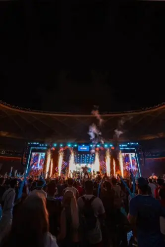 Arena Planeta Boi atrai público de todo o Brasil como principal prévia do Festival de Parintins