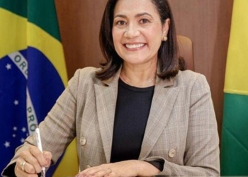Mailza Assis é reeleita governadora do Acre