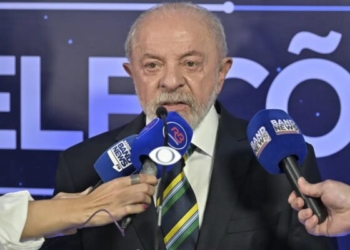 TSE: Lula autoriza quebra de sigilo bancário se Flávio fizer o mesmo
